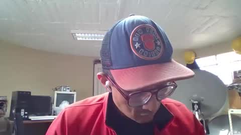 Snapshot of bisexmangenx chatting on 05.14.26 Manu O online show from 05.14.26