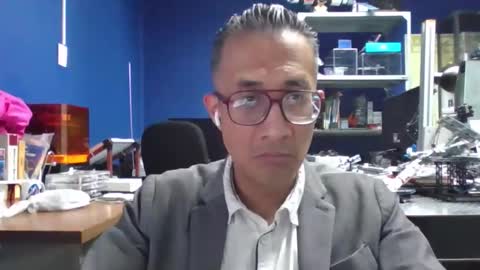 Snapshot of bisexmangenx chatting on 05.18.26 Manu O online show from 05.18.26