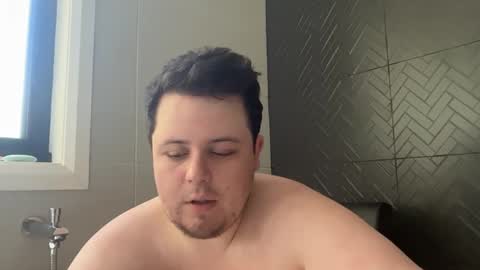 Snapshot of bisexualchubbyboy chatting on 12.29.24 james online show from 12.29.24