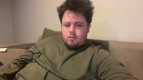 Snapshot of bisexualchubbyboy chatting on 11.29.25 james online show from 11.29.25