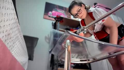 bisex woman online show from 02.23.25