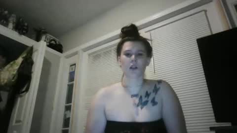 bitchesinthebasement online show from 05.04.26