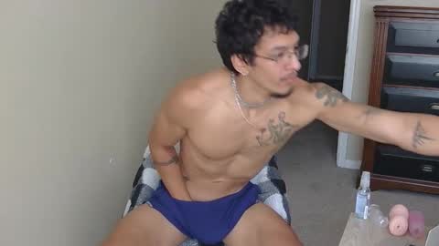 Snapshot of bitix00 chatting on 10.15.25 bitix00 online show from 10.15.25