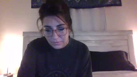 Snapshot of bj4290 chatting on 10.21.25 bj4290 online show from 10.21.25