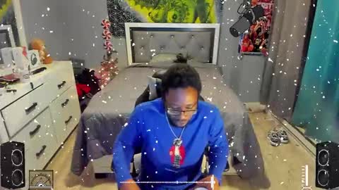 Snapshot of blaccanalmatters chatting on 12.25.24 Plant Base Streamers From Pennsylvania online show from 12.25.24