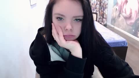 lana online show from 02.17.25