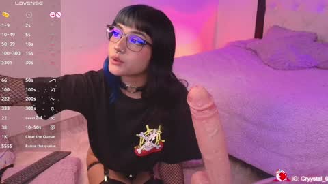 Snapshot of black_cryystal chatting on 02.04.25 Crystal3 online show from 02.04.25