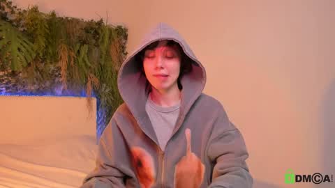 Jenny online show from 01.25.25