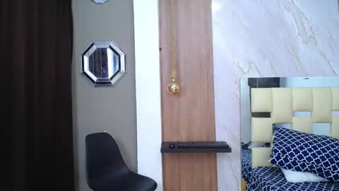 Snapshot of black_king_241 chatting on 11.11.25 black_king_241 online show from 11.11.25