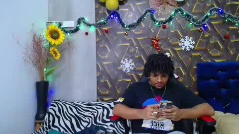 Snapshot of black_king_241 chatting on 11.22.25 black_king_241 online show from 11.22.25