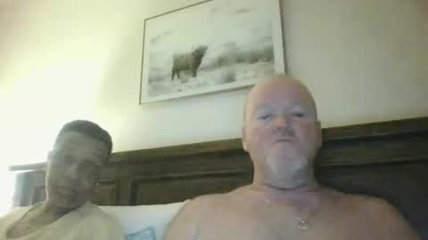 Snapshot of black_n_white4 chatting on 12.17.24 black_n_white4 online show from 12.17.24