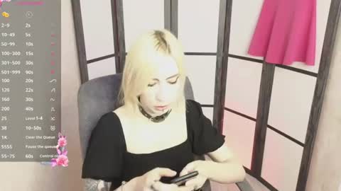 Snapshot of black_orchides chatting on 06.17.26 Emily online show from 06.17.26