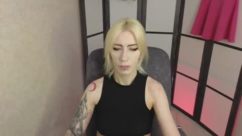 Snapshot of black_orchides chatting on 07.07.26 Emily online show from 07.07.26
