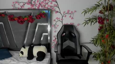 B L A C K  R O S E  online show from 09.19.25