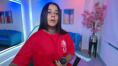 Snapshot of black_roseee chatting on 05.17.26 Rousse online show from 05.17.26