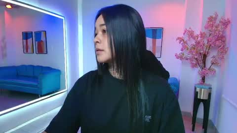 Snapshot of black_roseee chatting on 05.21.26 Rousse online show from 05.21.26
