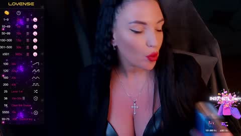 Snapshot of blackberry_star chatting on 12.26.24 blackberry_star online show from 12.26.24