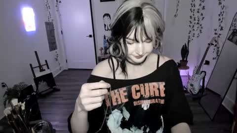 Ella online show from 01.18.26