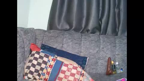 Snapshot of blackbigboobys chatting on 10.25.25 candy online show from 10.25.25