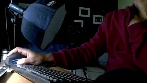 Snapshot of blackdwhite chatting on 11.24.25 blackdwhite online show from 11.24.25