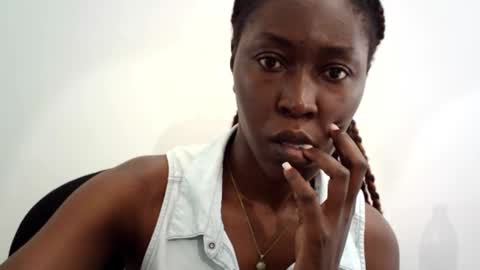 Blackfairy02 online show from 10.29.25