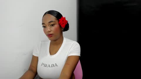 Shophie White online show from 10.30.25