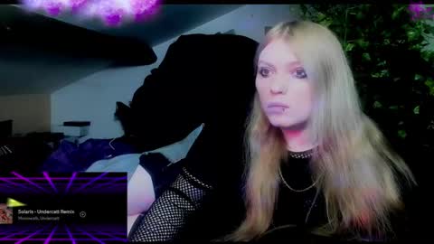 Snapshot of blacklimoon chatting on 12.05.24 Morgane online show from 12.05.24