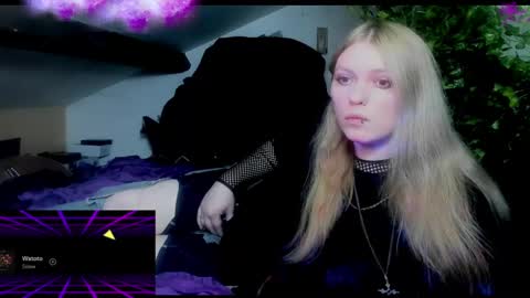 Snapshot of blacklimoon chatting on 12.05.24 Morgane online show from 12.05.24
