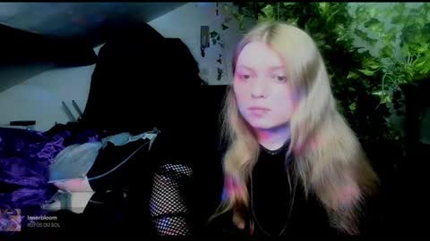 Snapshot of blacklimoon chatting on 02.23.25 Morgane online show from 02.23.25