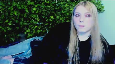 Snapshot of blacklimoon chatting on 02.18.26 Morgane online show from 02.18.26