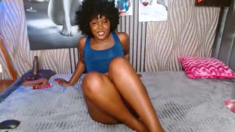 Smiley sylivia online show from 04.25.26