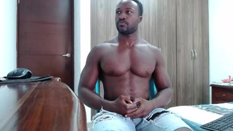 Twtter 1MikeBeckford            Onlyfns beckfordmike online show from 05.19.26