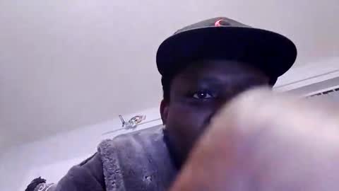 Snapshot of blacknwhitexxxx chatting on 05.18.26 blacknwhitexxxx online show from 05.18.26