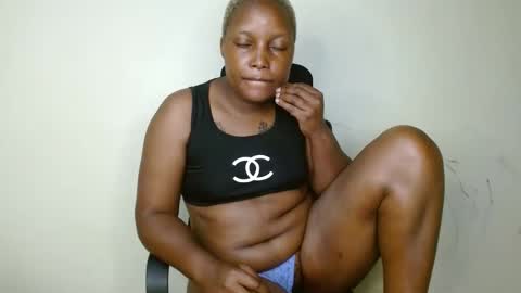 Snapshot of blackpal_ chatting on 12.12.24 salome online show from 12.12.24