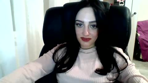 Ivy online show from 01.25.25