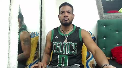 Snapshot of blade_foxx chatting on 01.06.25 Richard online show from 01.06.25