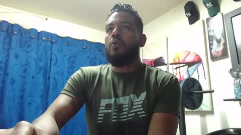 Snapshot of blade_foxx chatting on 03.12.25 Richard online show from 03.12.25