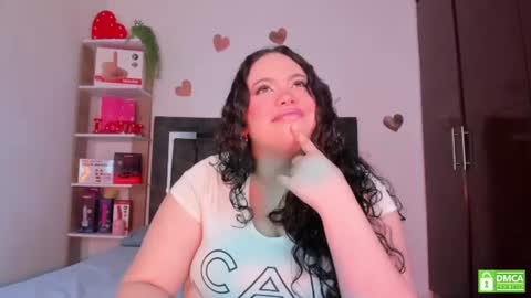 Snapshot of blair_curvy chatting on 07.28.26 Blair online show from 07.28.26