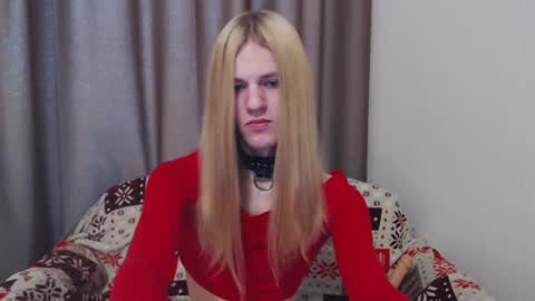 Snapshot of blaire_18 chatting on 01.02.25 blaire 18 online show from 01.02.25