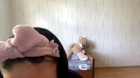 Mila online show from 04.21.26