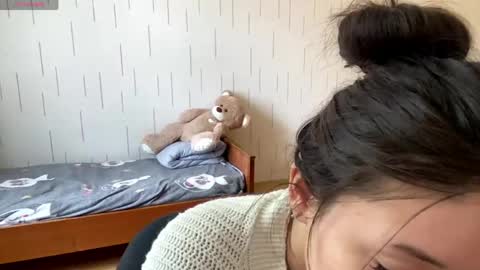 Mila online show from 05.03.26