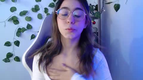   online show from 02.03.25