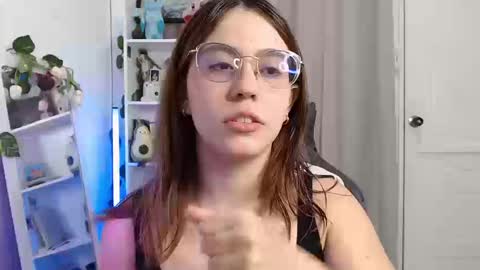 Snapshot of blairvicent chatting on 03.12.26 online show from 03.12.26