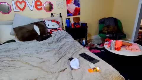 Blakely Morningstar   online show from 02.26.26