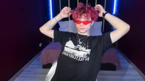 Snapshot of blalz_vok chatting on 12.21.25 Blaiz online show from 12.21.25