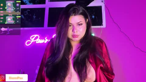 Pau online show from 12.16.25