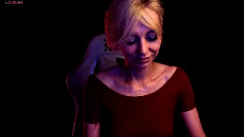 blond_ice_ann online show from 07.28.26