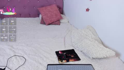 Esperancita and Karina online show from 12.03.25