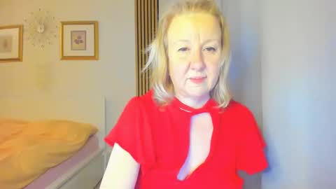 Nicole online show from 02.06.25