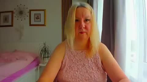 Nicole online show from 03.18.26